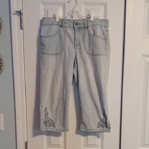 Gloria Vanderbilt Sky Blue Ankle Jeans with Hem Detail